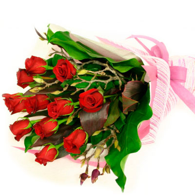 Send Roses for Valentine’s Day in Hubli | Valentine’s Day Flower ...